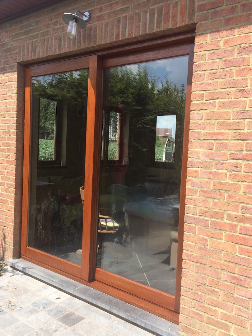 Mb Schilder- en Decoratiewerken BV — Foto’s 15